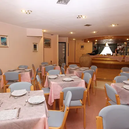 Hotel Castelvetere Caulonia