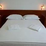 Castelvetere Hotel 3*