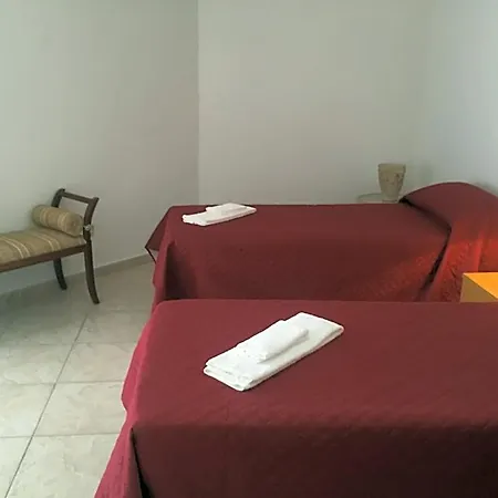 Castelvetere 3*
