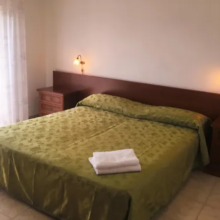 Castelvetere 3* Caulonia