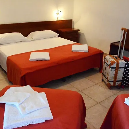 Castelvetere 3*