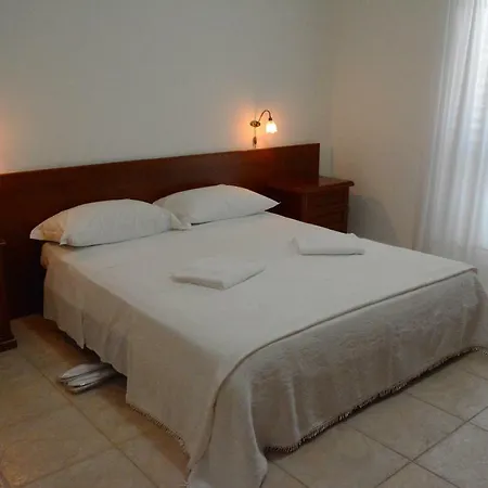 Castelvetere Hotel Caulonia