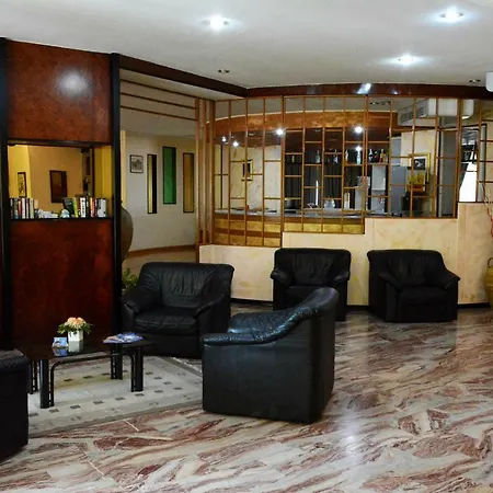 Hotel Castelvetere 3*