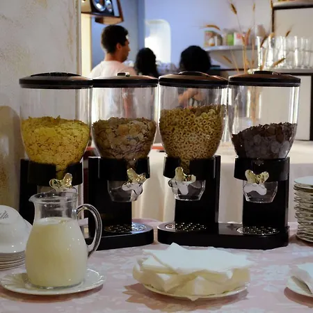 호텔 Castelvetere Caulonia