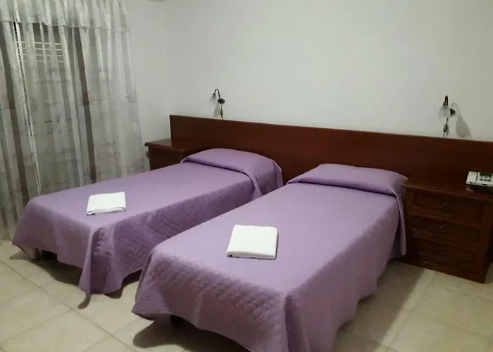 Hotel Castelvetere 3*