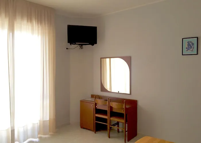 Hotel Castelvetere 3*